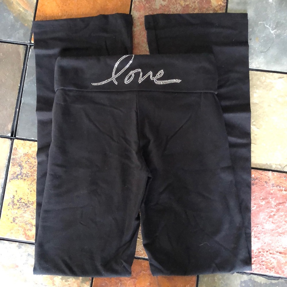Women’s yoga pants